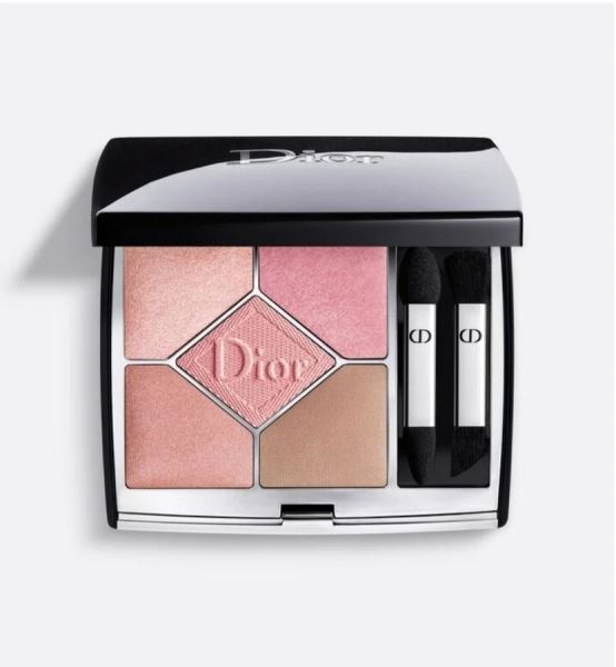 
<p>                        Весенние новинки Dior: палетка для макияжа Miss Dior и лимитированные палетки Dior 5 Couleurs Couture Palettes ( + свотчи)</p>
<p>                    