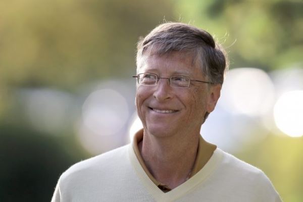 Билл Гейтс сделал прививку от коронавируса